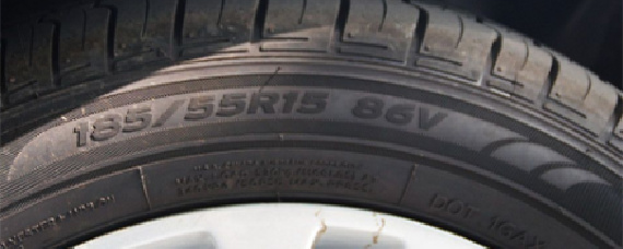 轮胎上的235/55r17是什么意思？