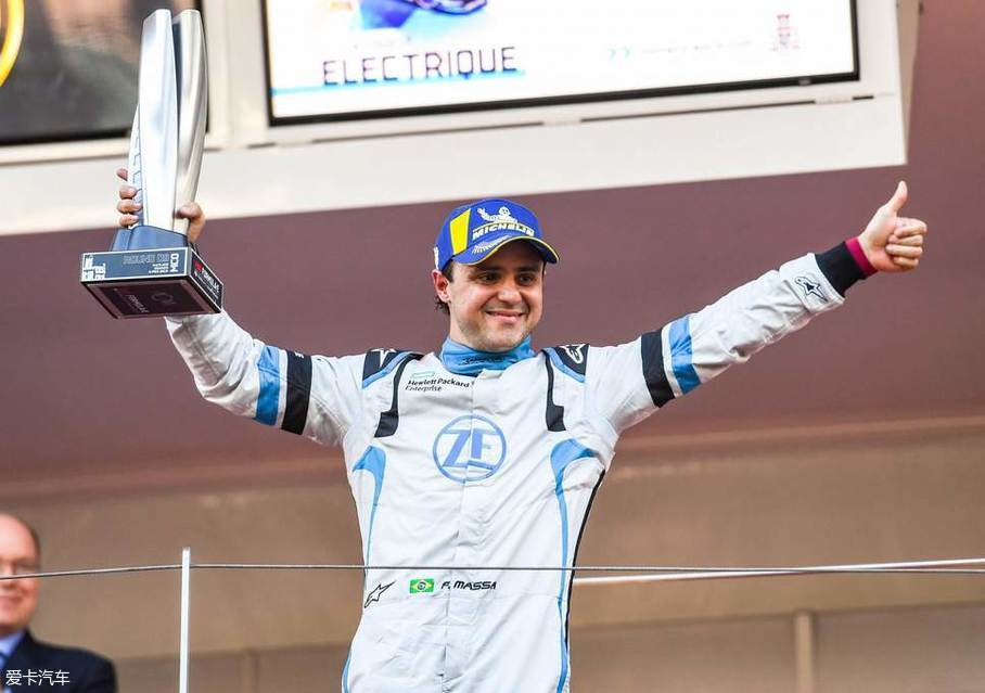 > 马萨首次登fe领奖台