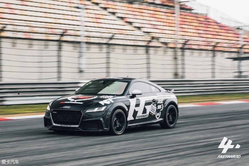 67号hg杰爷(奥迪tt rs)的9.
