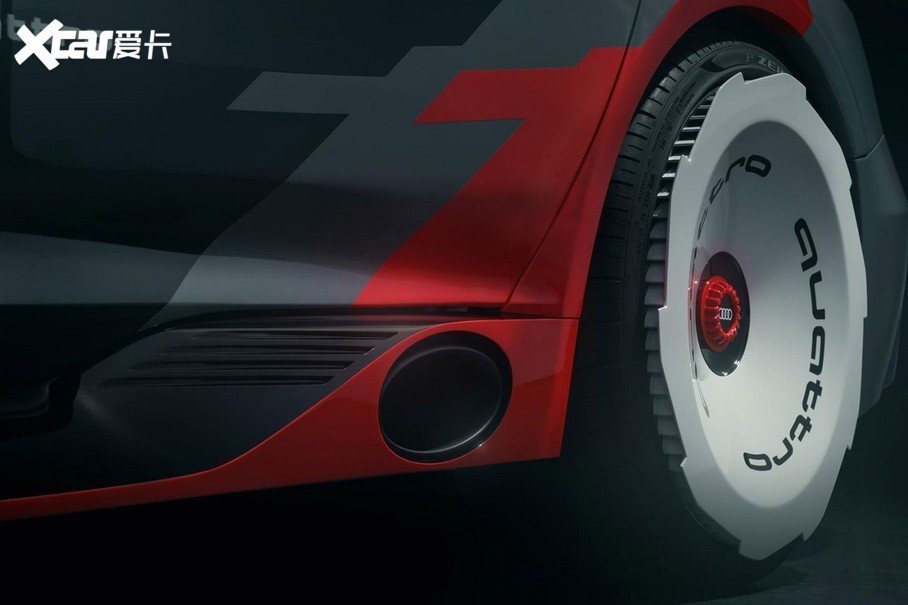RS6 GTϵİɫַʽȦٴµʷHans-Joachim StuckWalter Rhrlȴ泵ּʻİµ90 Quattro IMSA GTO¾