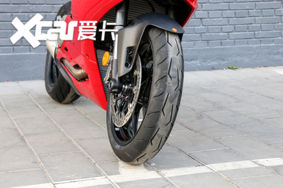 杜卡迪Panigale V2