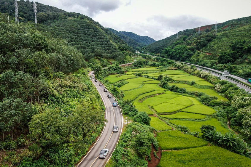 一汽丰田;rav4;滇西游记;生态保护;荣放;混动汽车