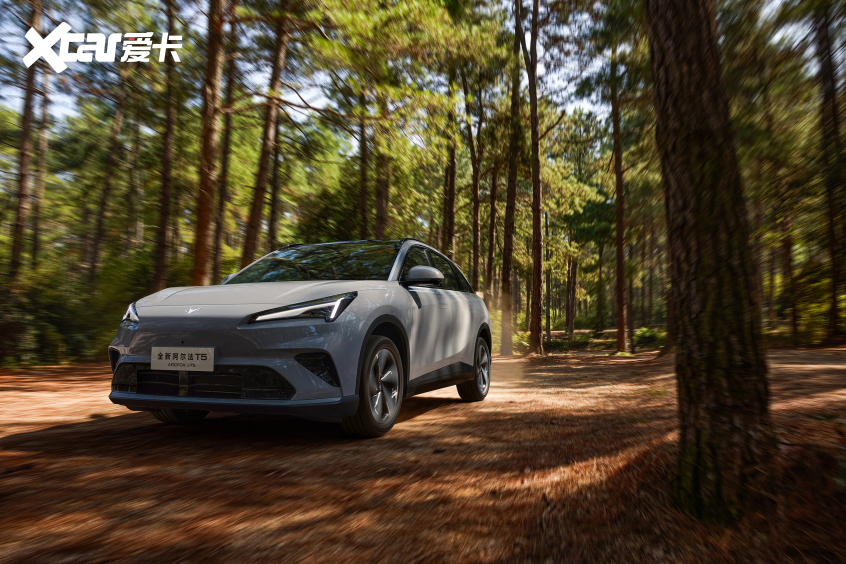 极狐全新阿尔法T5