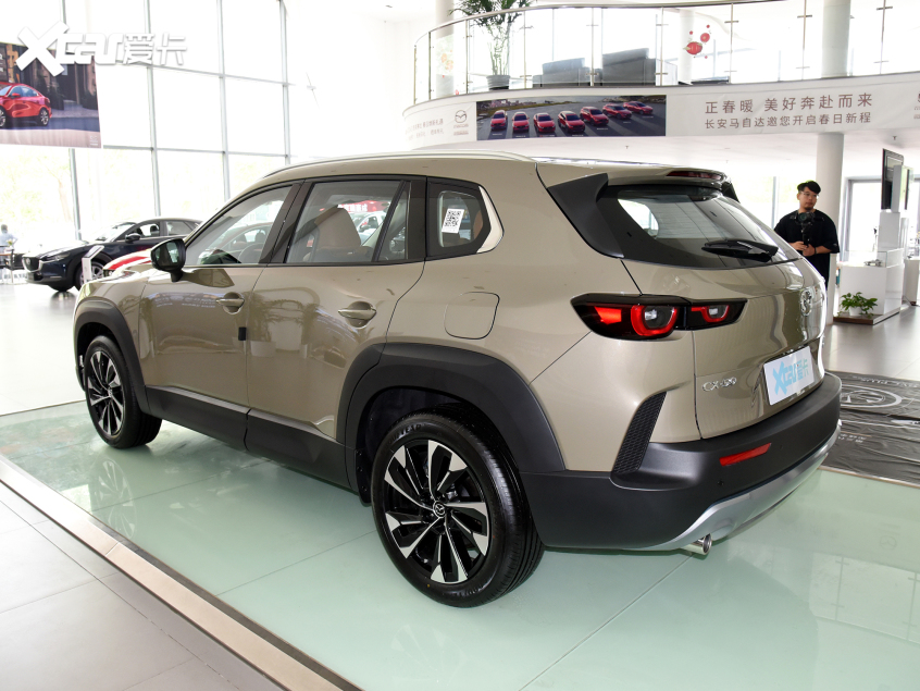 马自达CX-50行也