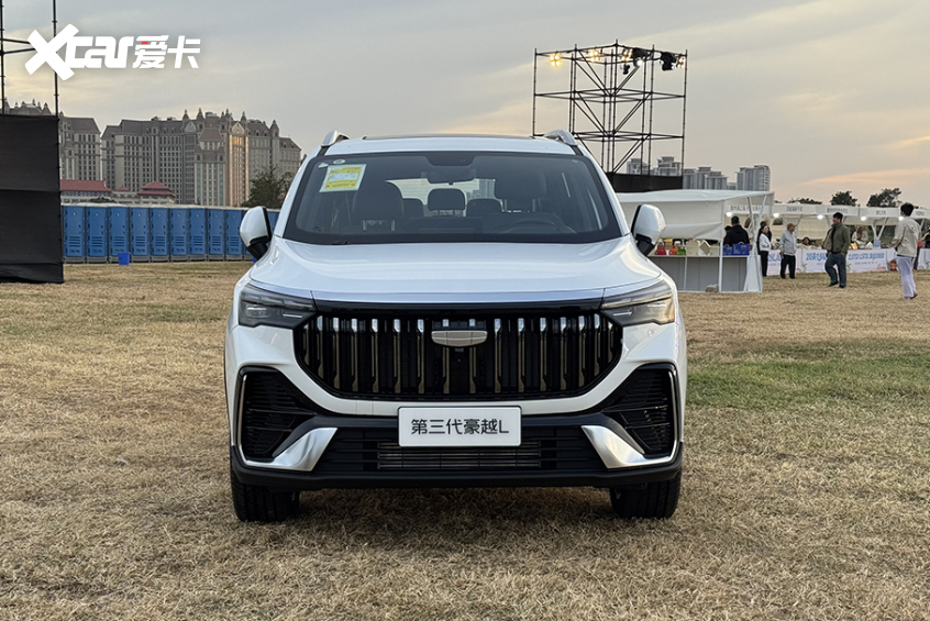 吉利第三代豪越L