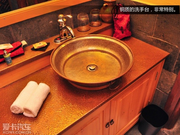 锋驭香格里拉游记