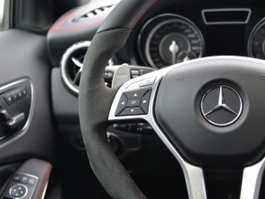 奔驰AMG2015款奔驰GLA级AMG