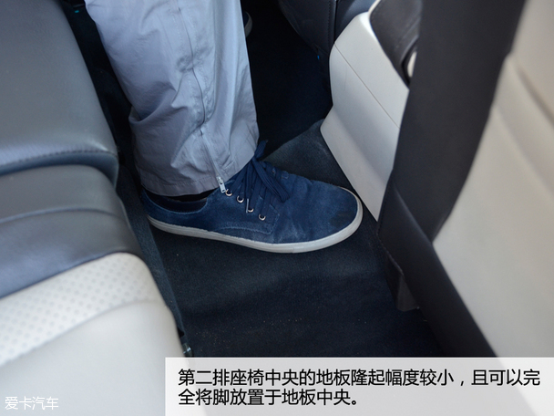 奇瑞汽车2015款艾瑞泽M7