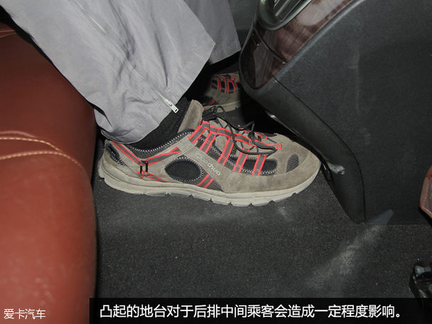 吉利汽车2015款博瑞