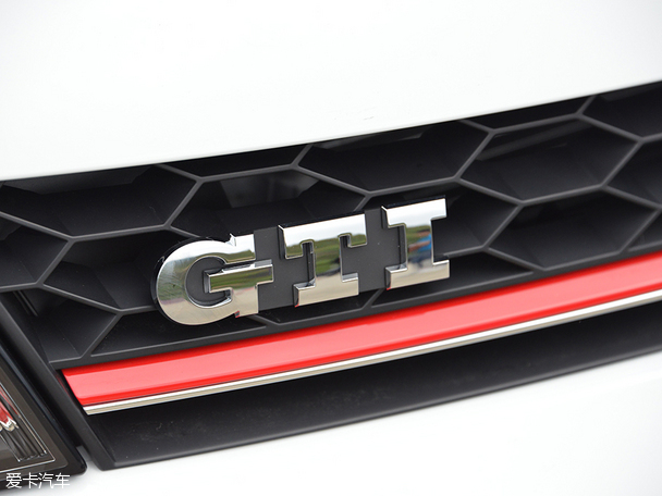 一汽-大众2015款高尔夫GTI