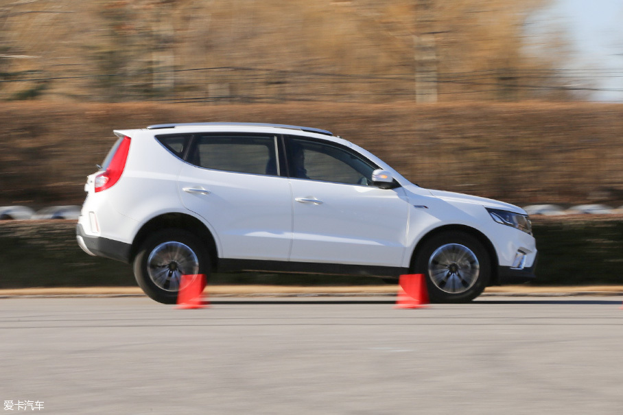 吉利汽车2016款远景SUV