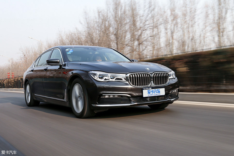 > 宝马730li豪华版测试
