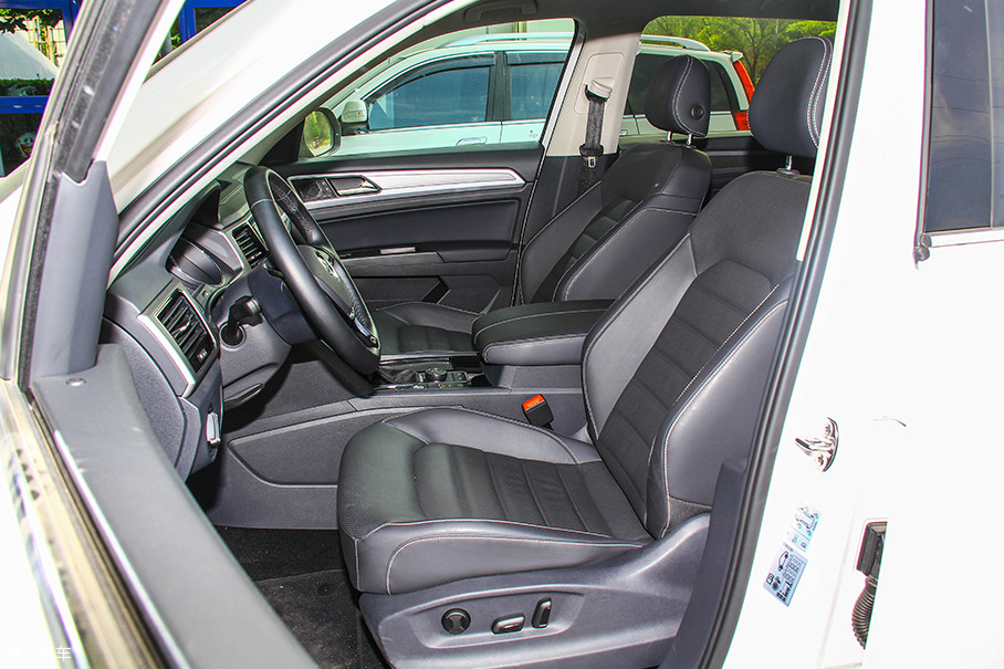 爱卡测试上汽大众途昂