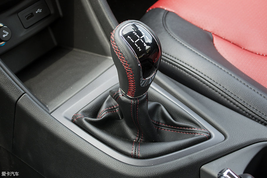 艾瑞泽5 SPORT 1.5T手动豪华版