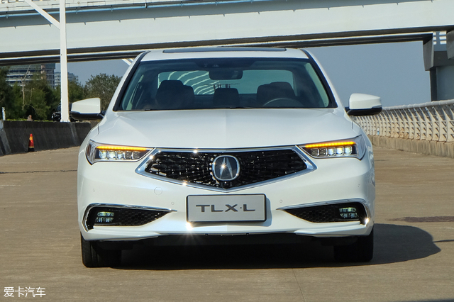辨识度较高;tlx-l是广汽讴歌的首款轿车,也是讴歌国产的第二款车型
