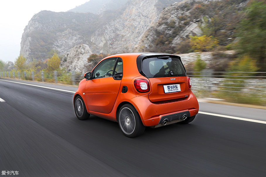 巴博斯2017款巴博斯 smart fortwo
