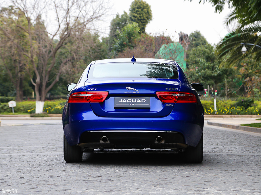 车头立标因为欧盟安全法的原因被取消,但我们可以在