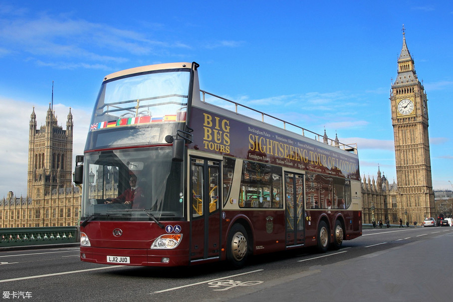 安凯双层敞篷观光巴士服务英国伦敦,让双层巴士的起源国领略中国客车