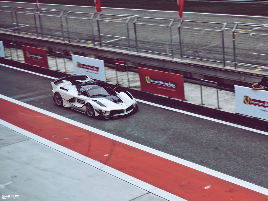 法拉利2015款LaFerrari