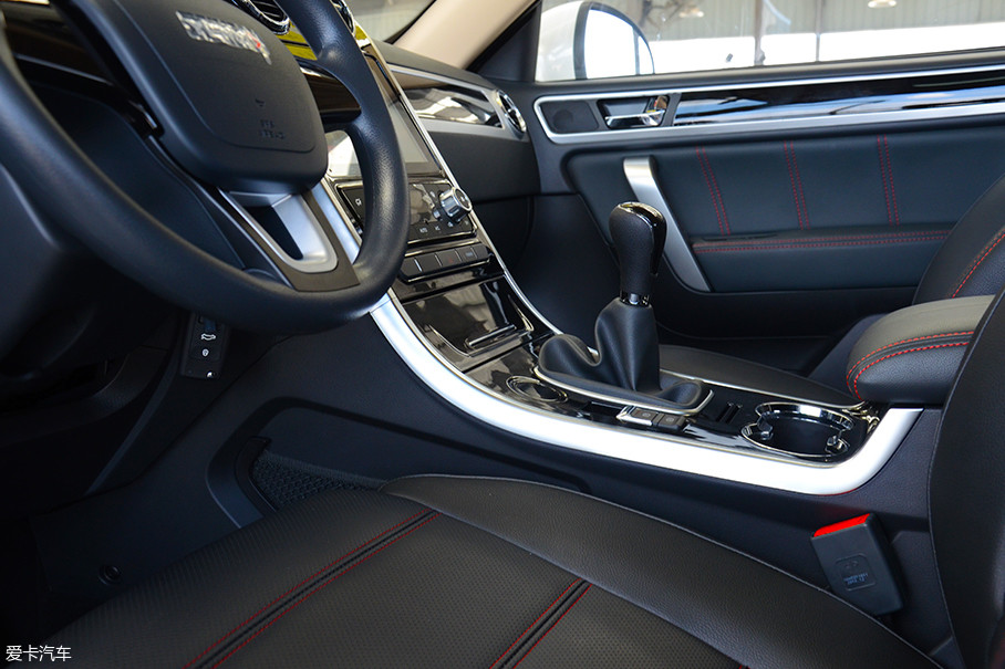 > 实拍野马t70s天窗版