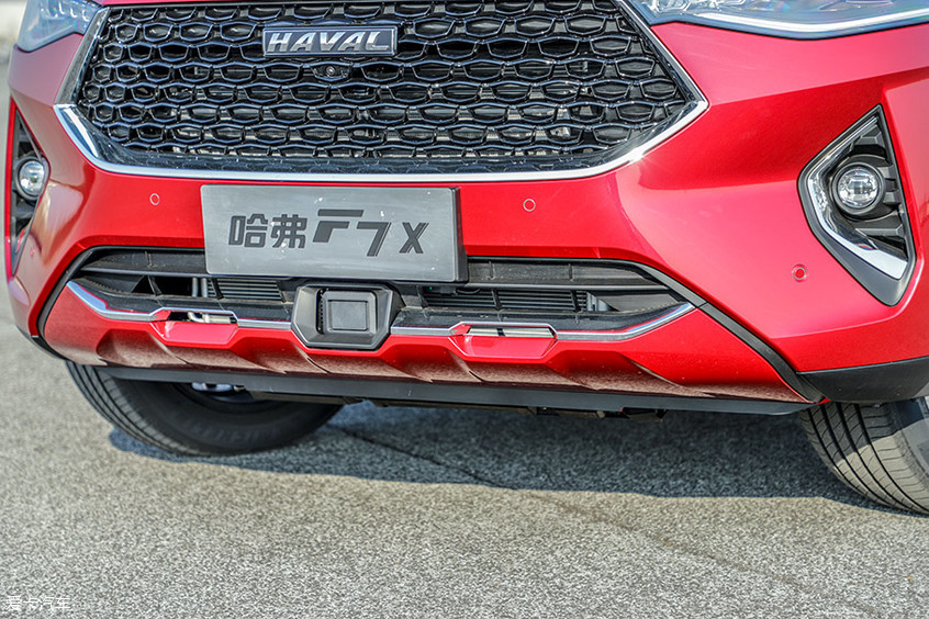 中国品牌开启轿跑SUV之路 体验哈弗F7x
