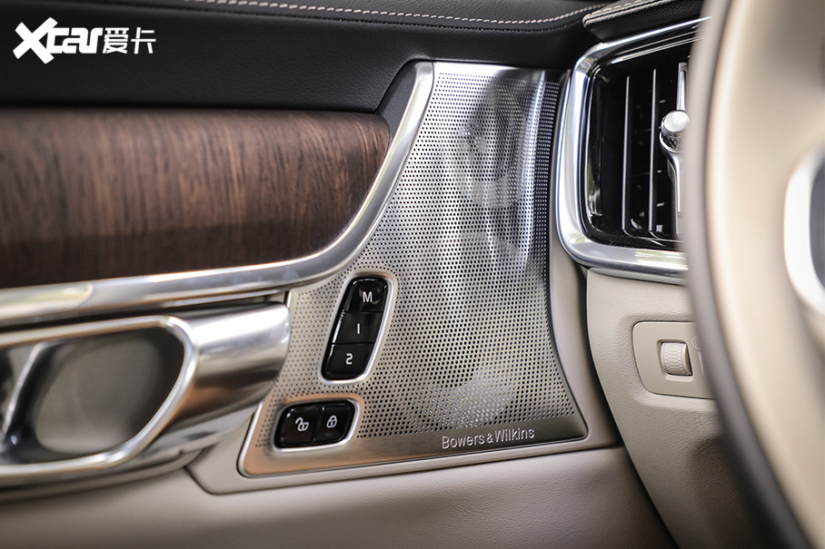 s90在高配车型上搭载的宝华韦健bowers&amp;wilkins高级音响系统