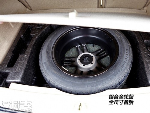 东风风行 2011款景逸
