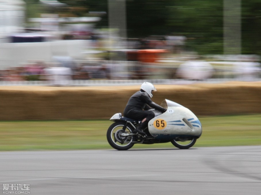 
ǸԵĻôһ˵ŵٶȽڣGoodwood Festival of SpeedֱӼΪFoSһһӢ˹ŵ¾еĳʢ1993״Ѿ𽥷չϹģ԰ᡣھɽHill Climb...