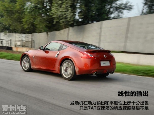 爱卡简短试驾全新日产370Z