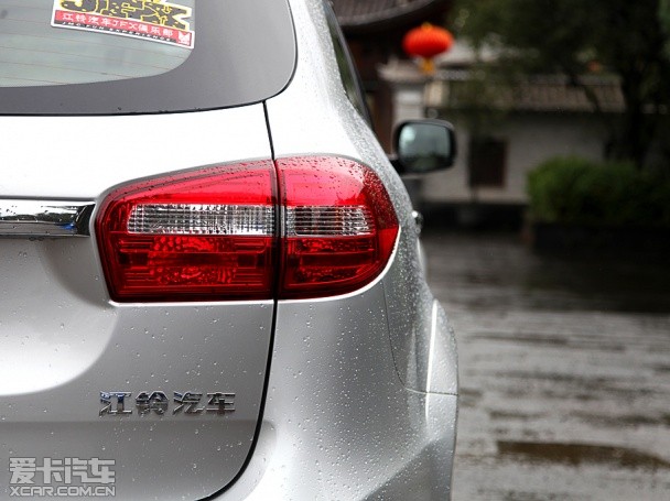 江铃汽车2013款驭胜S350