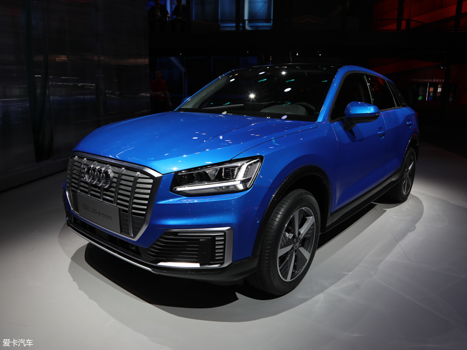 > 2019款奥迪q2l e-tron