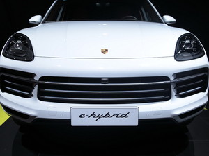 2020Cayenne E-Hybrid Ϻչ