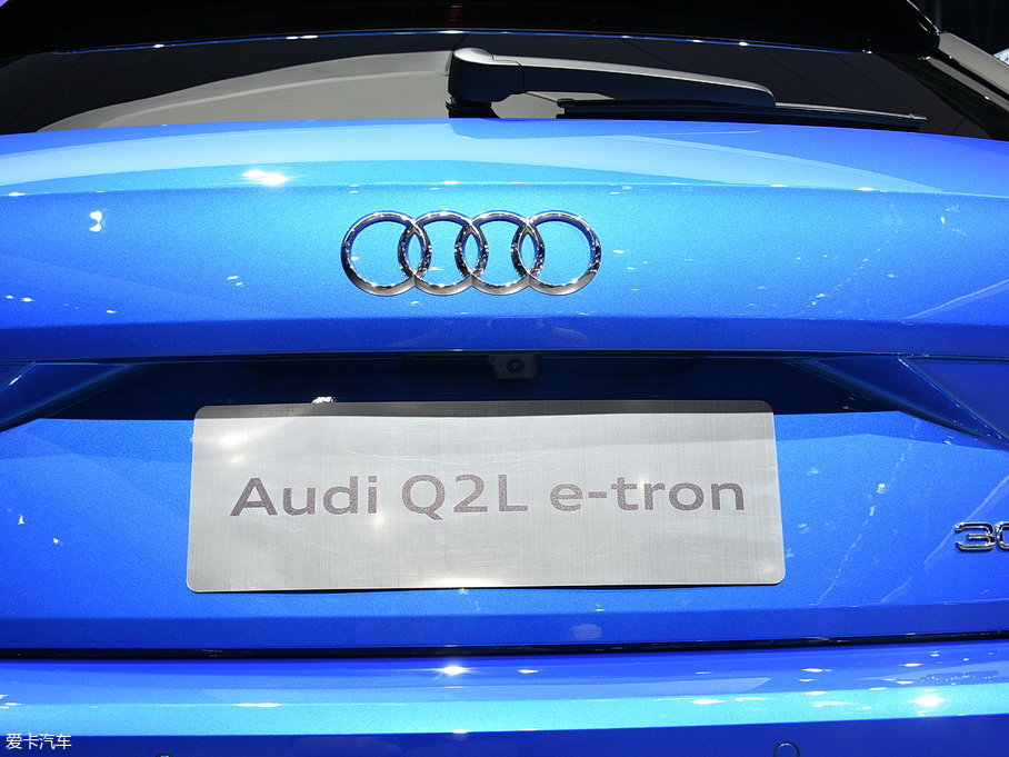 2019µQ2L e-tron 