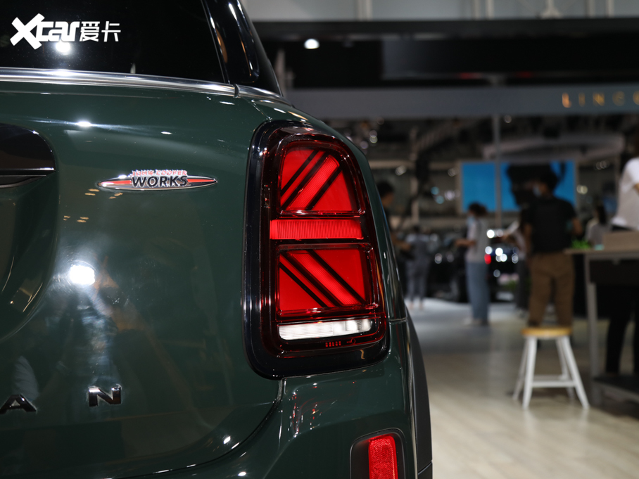 2021MINI JCW COUNTRYMAN 