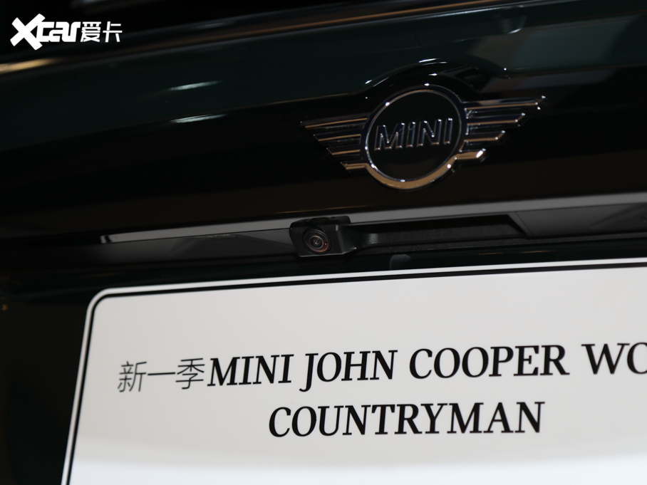 2021MINI JCW COUNTRYMAN 