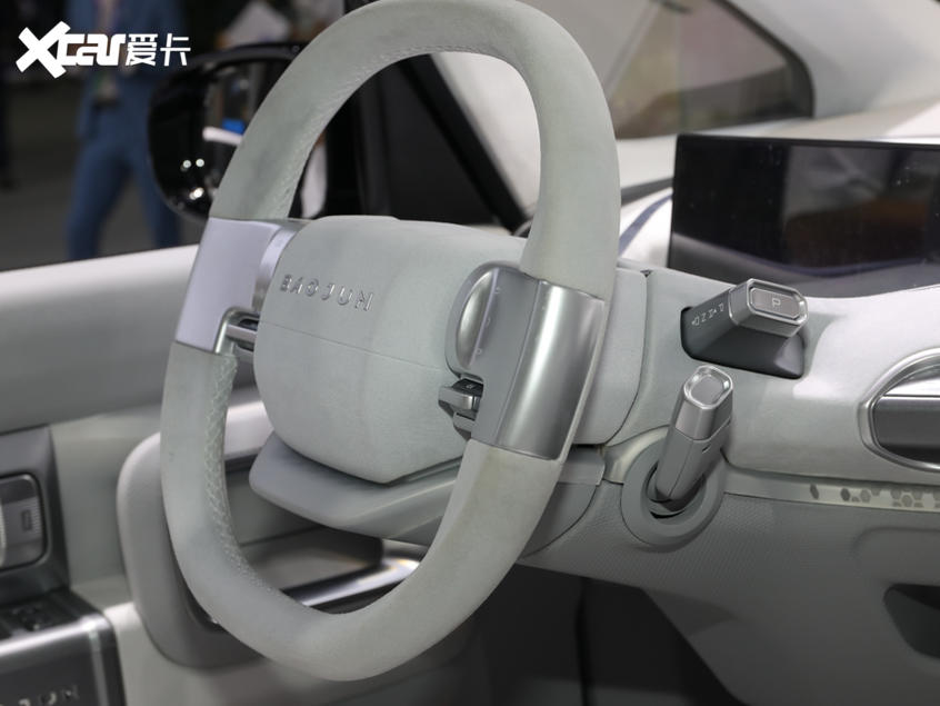 新宝骏2020款新宝骏E300