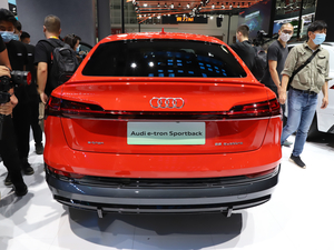 2021µe-tron Sportback Ϻչ