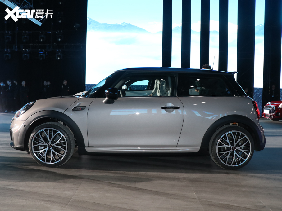 2022MINI 