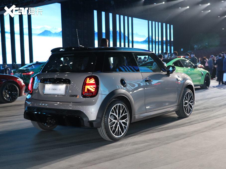 2022MINI 