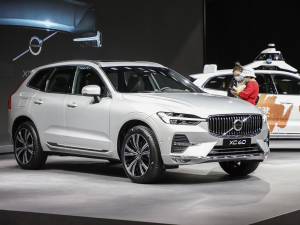 2021ֶXC60 Ϻչ