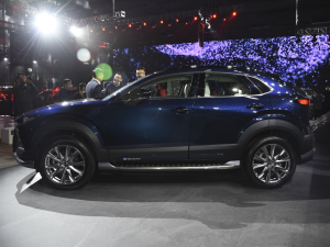 2021ԴCX-30 EV Ϻչ