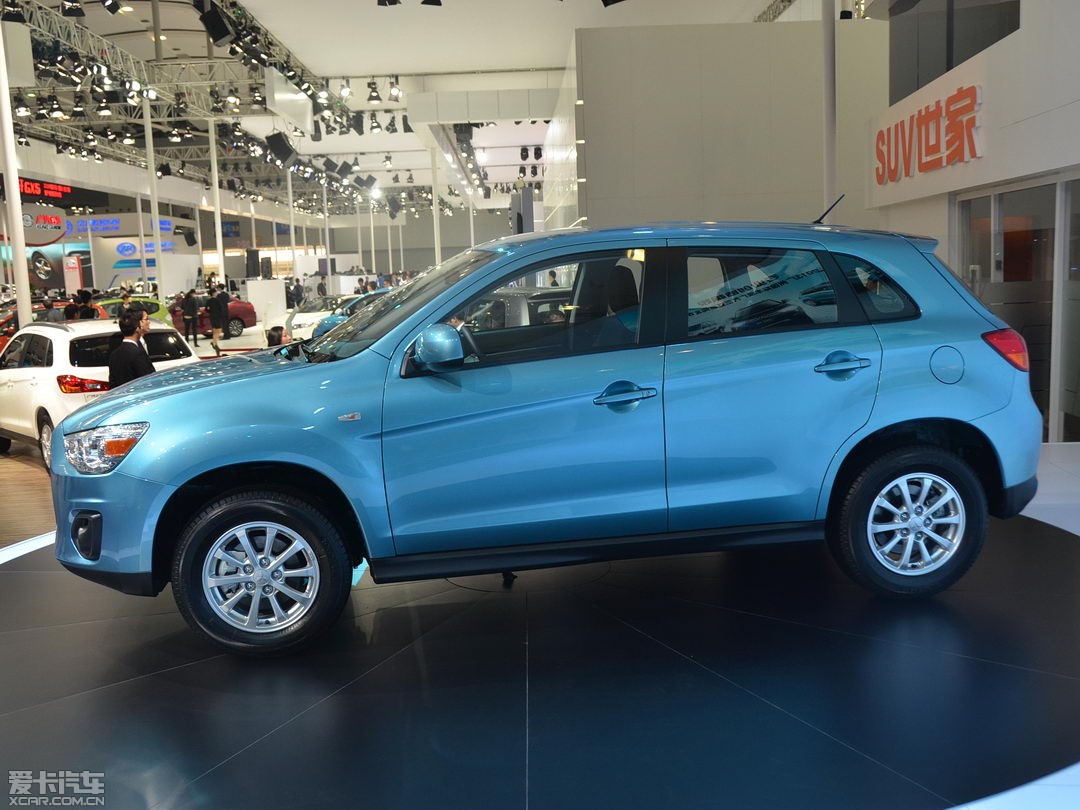 爱卡首页 2014年北京车展 网上展厅 三菱 劲炫asx新车 分享 1/35 2/35