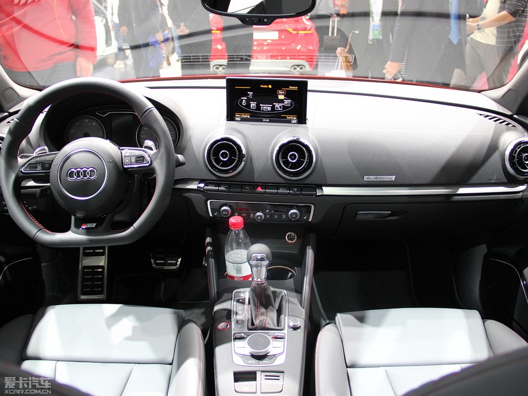 2015µS3 