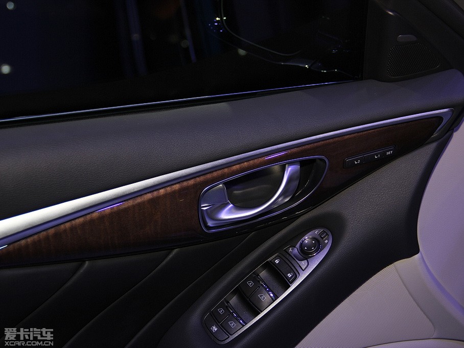 2015ӢQ50L 