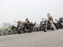 ����������  Xmeeting�Ĺ���Ů��ʿ����