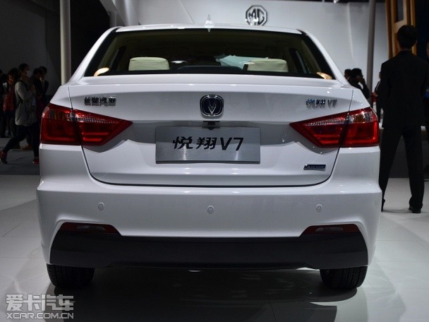 长安乘用车2015款悦翔V7