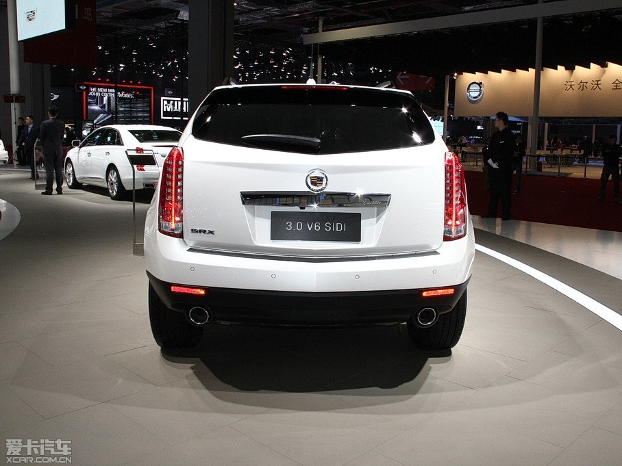 2015款凯迪拉克srx