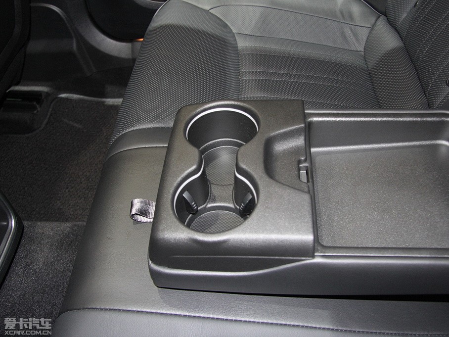 2015˹300C() 