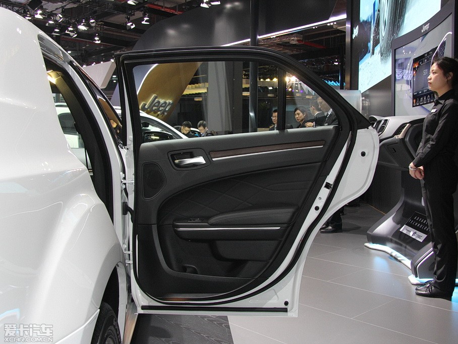 2015˹300C() 