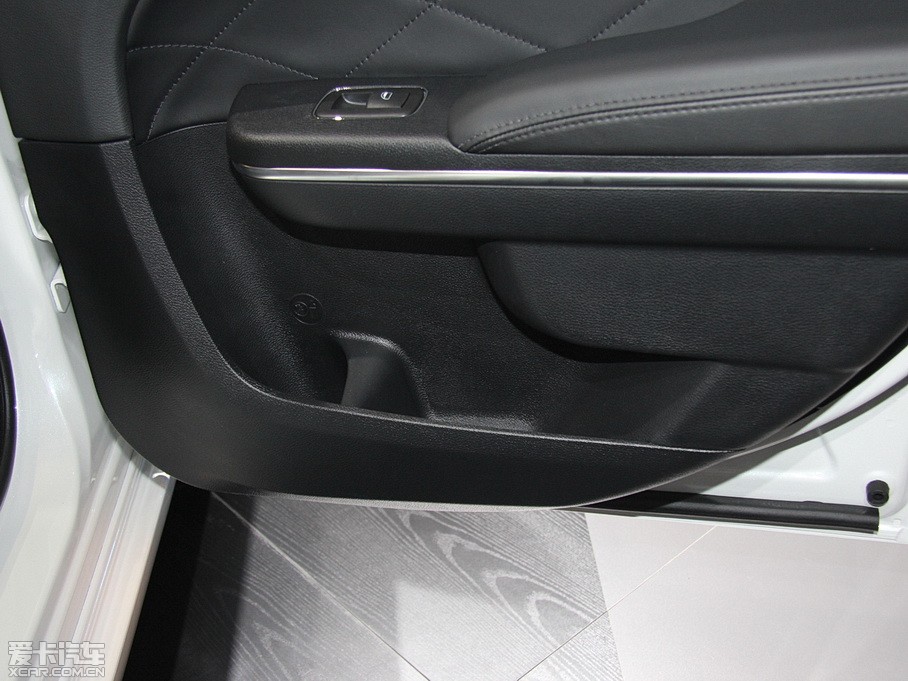 2015˹300C() 
